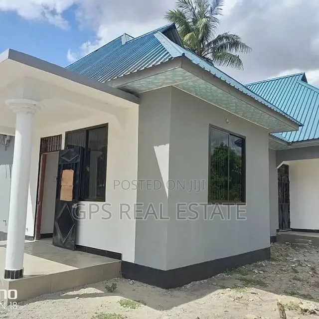 3bdrm House in Msongola, Kinondoni for Sale