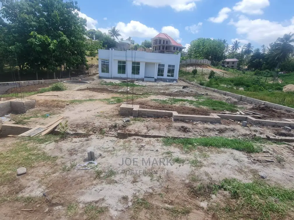 3bdrm House in Mark Real Estate, Goba for Sale