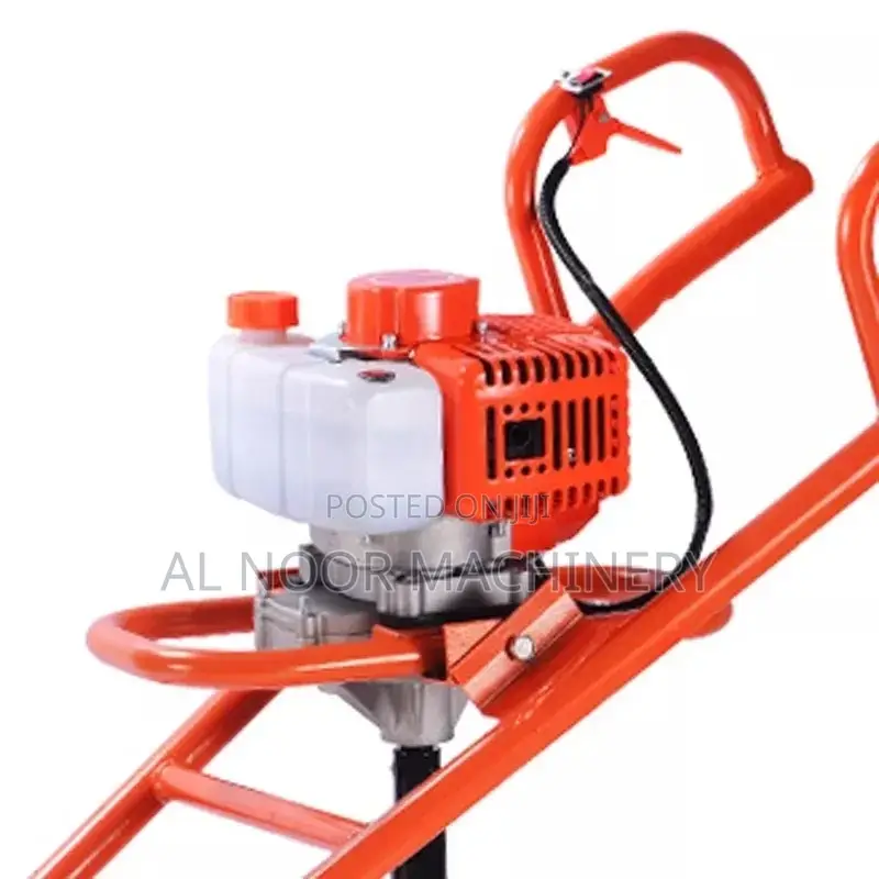 Earth Auger With Tyre