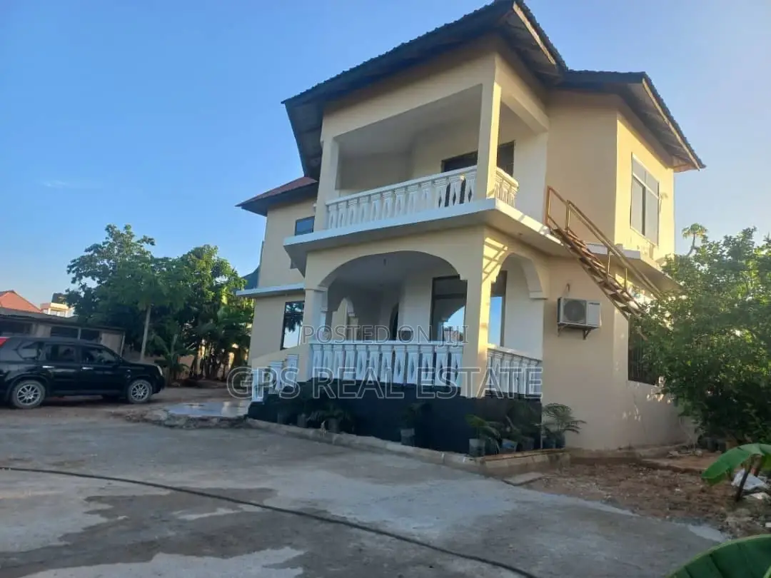 4bdrm House in Bunju, Kinondoni for Sale