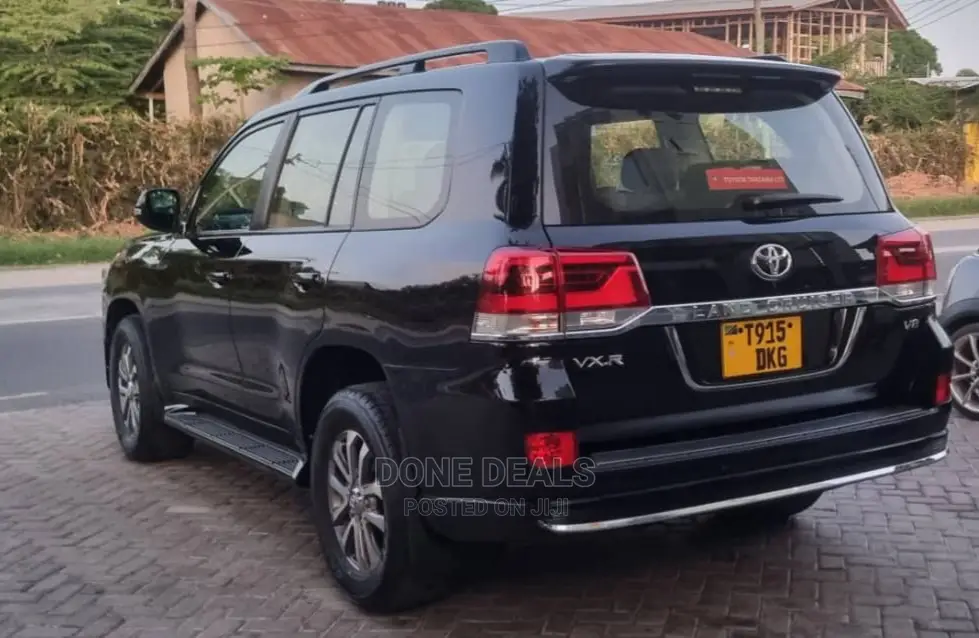 Toyota Land Cruiser 2017 Black
