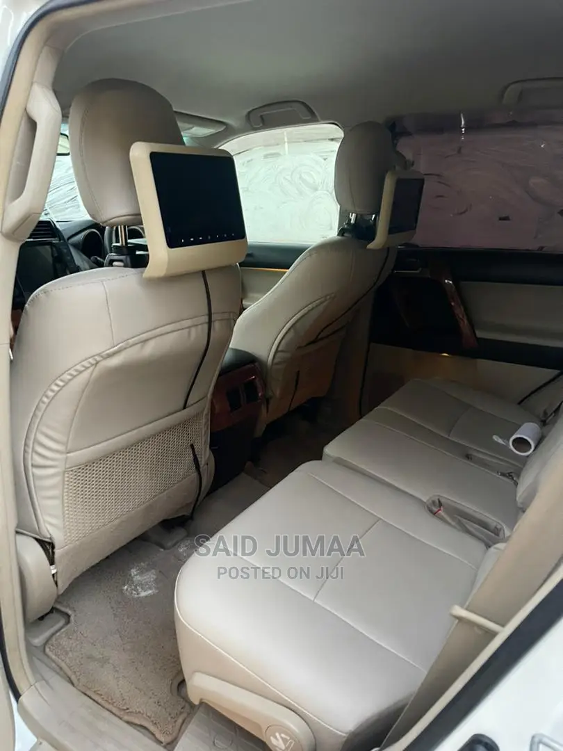 Toyota Land Cruiser Prado 2.7 2018 White