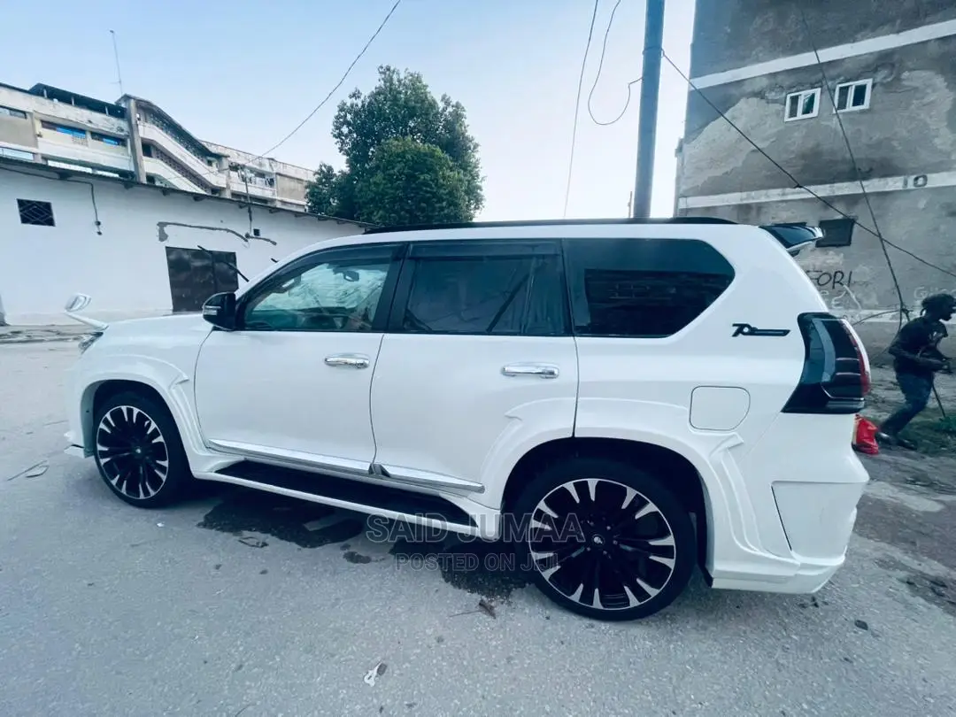 Toyota Land Cruiser Prado 2.7 2018 White