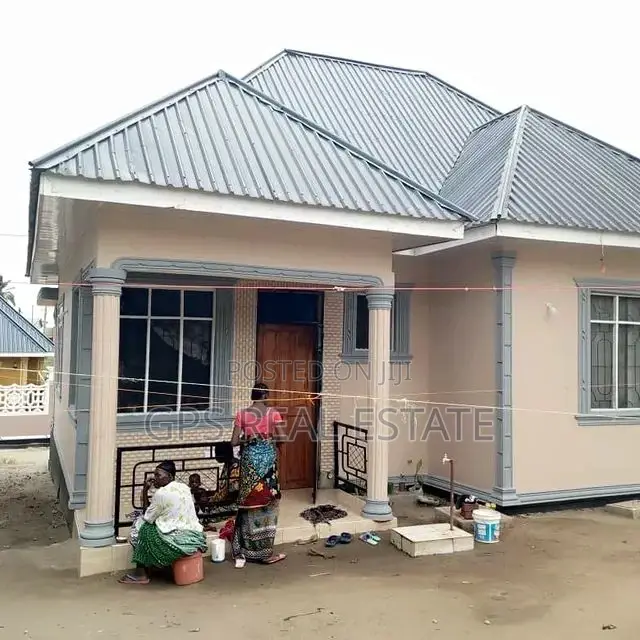 3bdrm House in Mbande, Chamazi for Sale