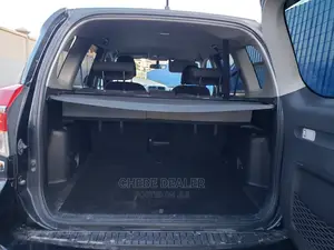 Toyota Vanguard 2011 Black