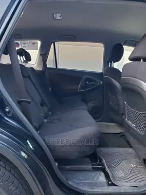 Toyota Vanguard 2011 Black