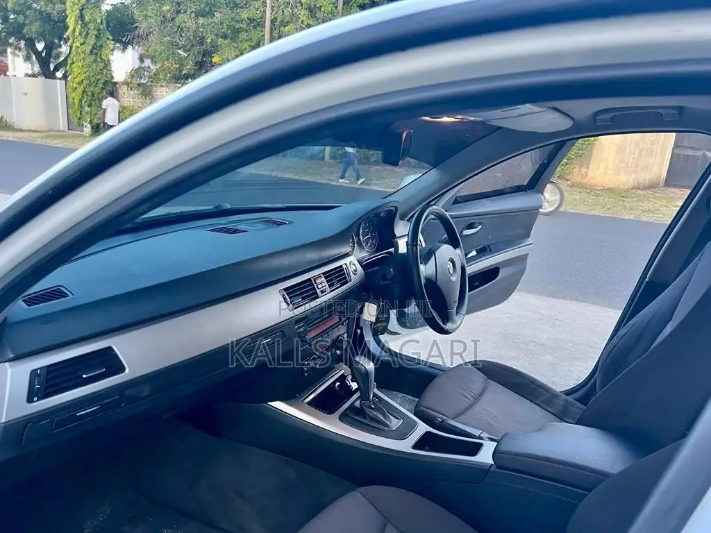 BMW 3 Series 2008 White