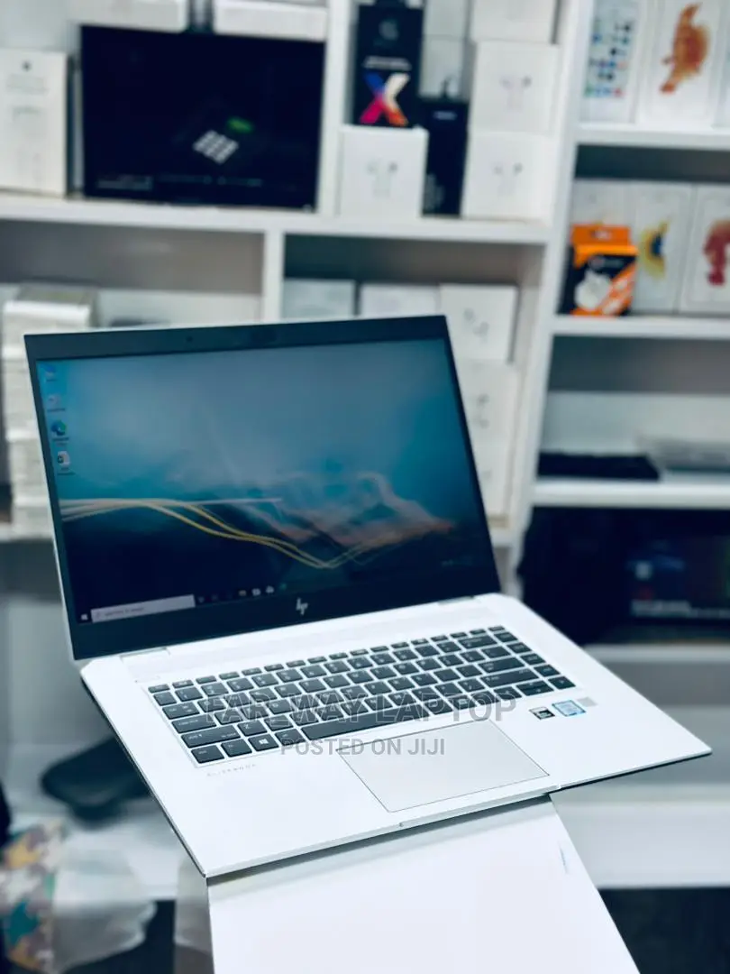 New Laptop HP EliteBook 1050 G1 16GB Intel Core I5 HDD 1T