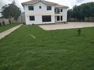 5bdrm Bungalow in Arusha for Rent