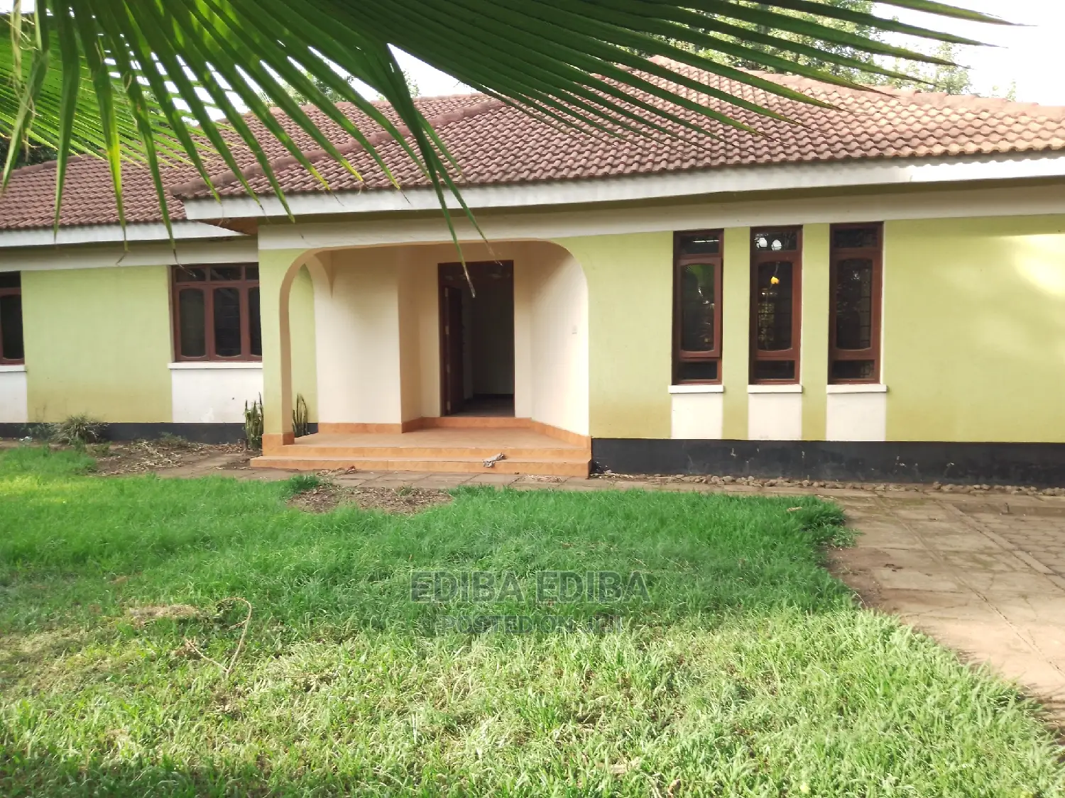 5bdrm Bungalow in Ediba Real Estate, Arusha for Rent