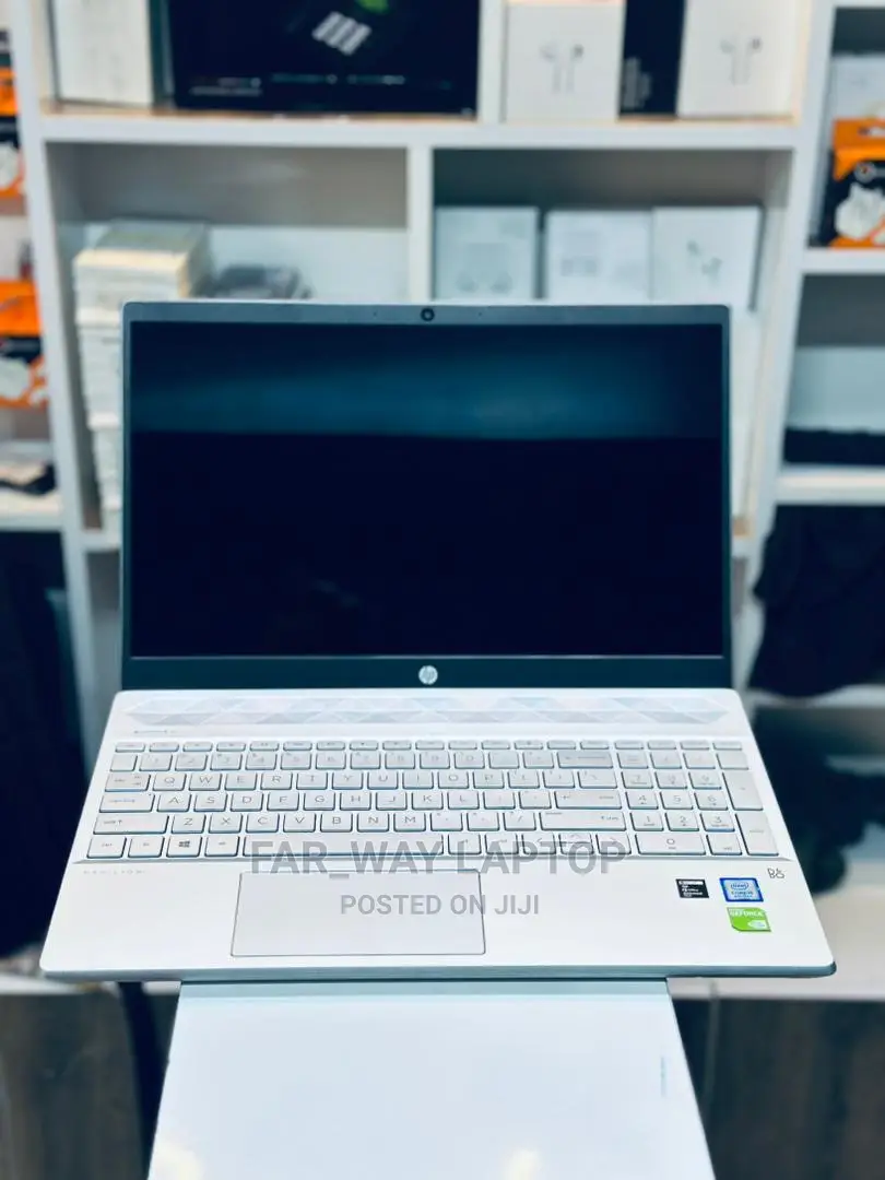 New Laptop HP Pavilion 15 8GB Intel Core I5 HDD+SSD 256GB
