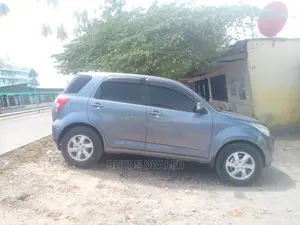 Toyota Rush 1.5 AWD 2007 Green