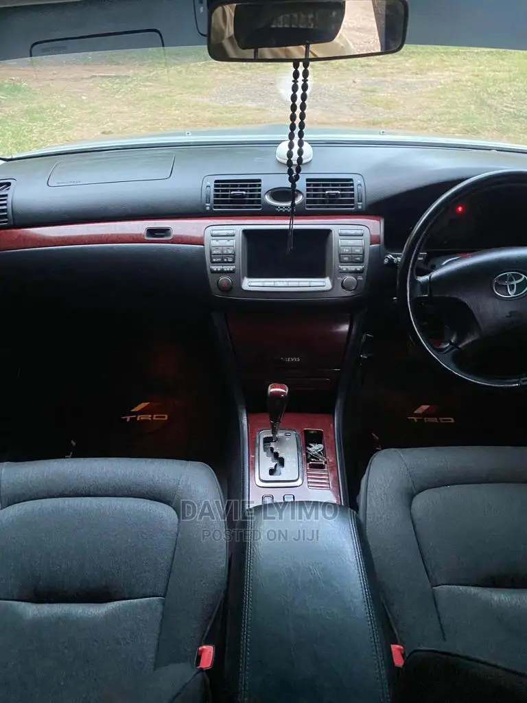 Toyota Brevis 2001 Silver