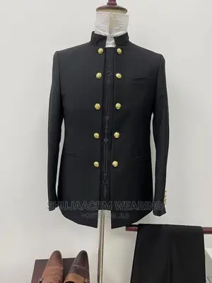 Collarles Suits