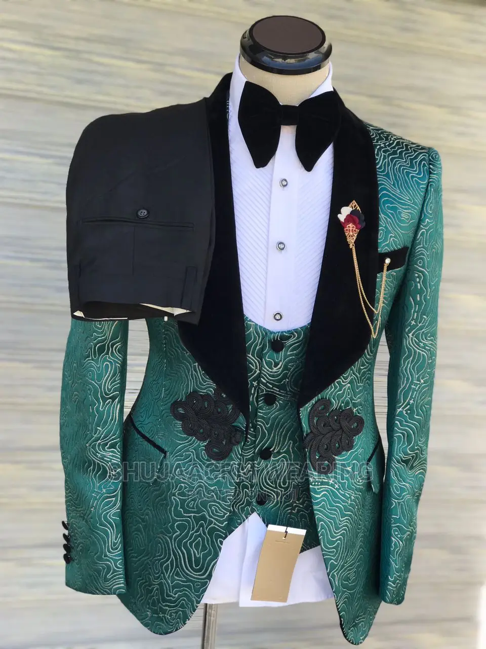 Taxedo Mens Suits