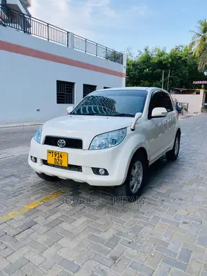 Toyota Rush 2007 White