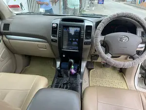 Toyota Land Cruiser Prado 2003 White