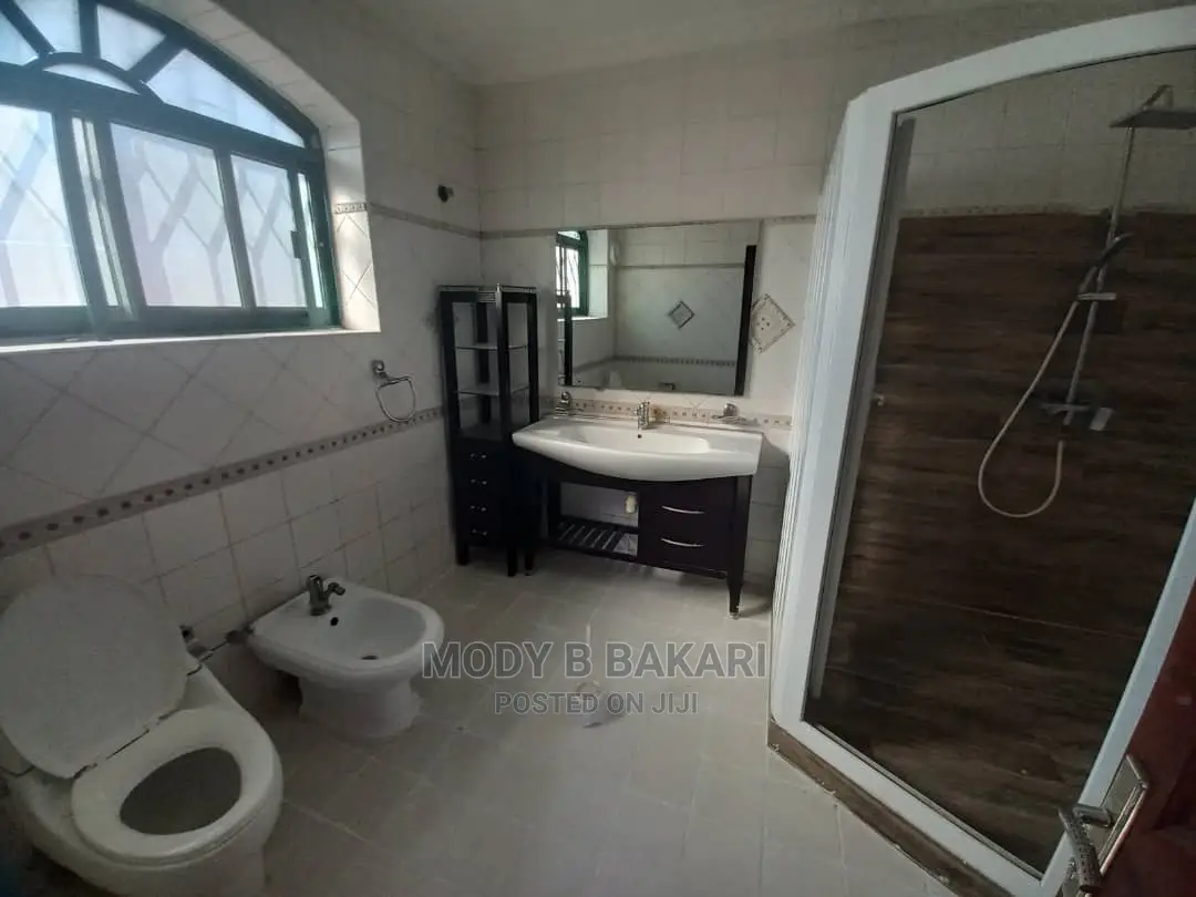 Furnished 5bdrm Villa in Kinondoni for rent