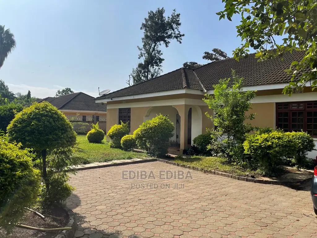 5bedr.House for Rent at AGM Ppf