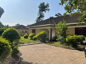 5bedr.House for Rent at AGM Ppf