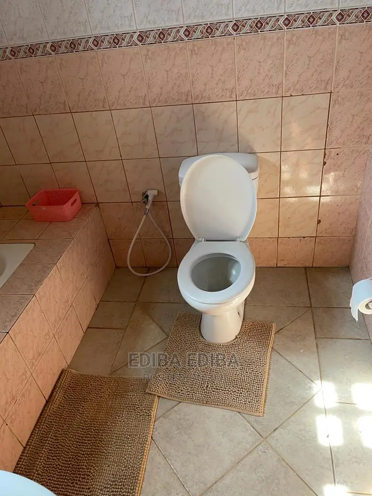 5bedr.House for Rent at AGM Ppf