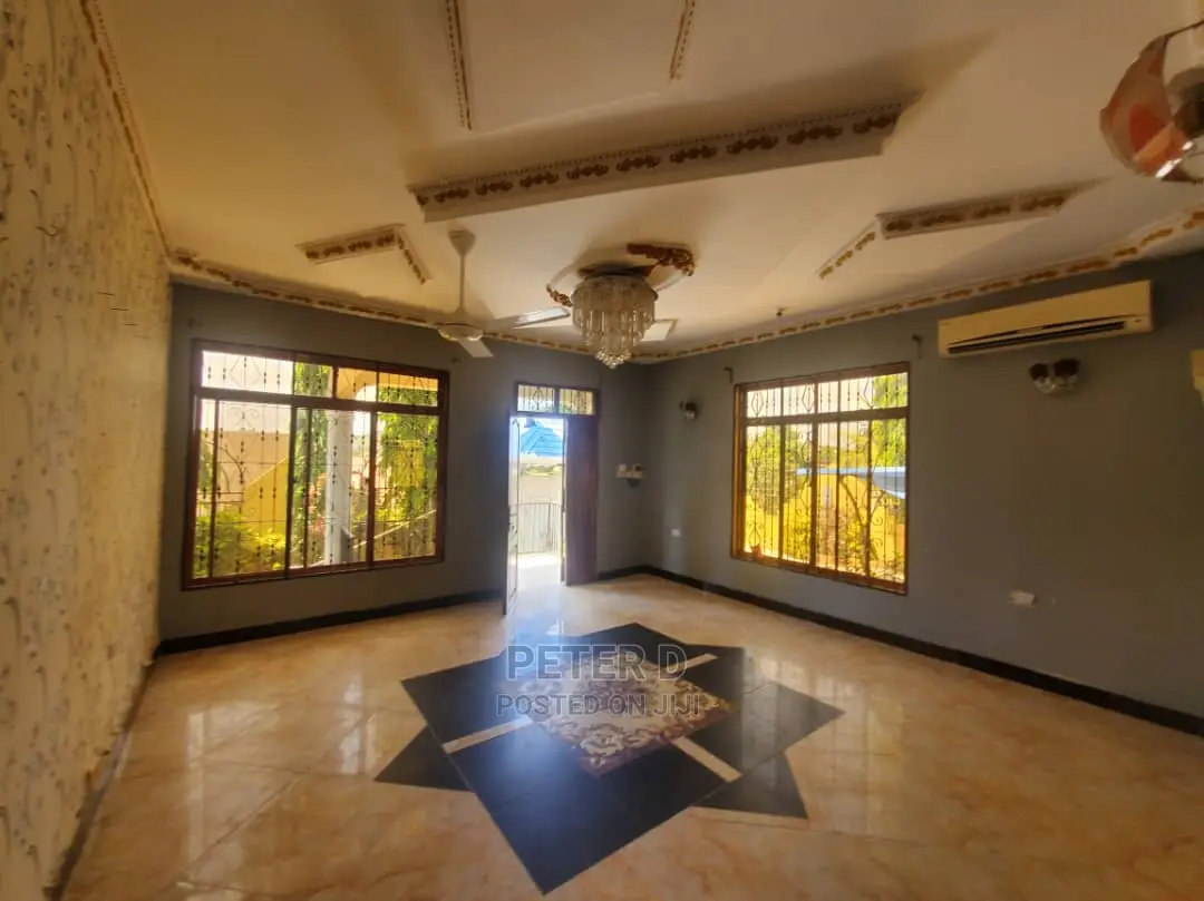 3bdrm House in Mbezi for Sale