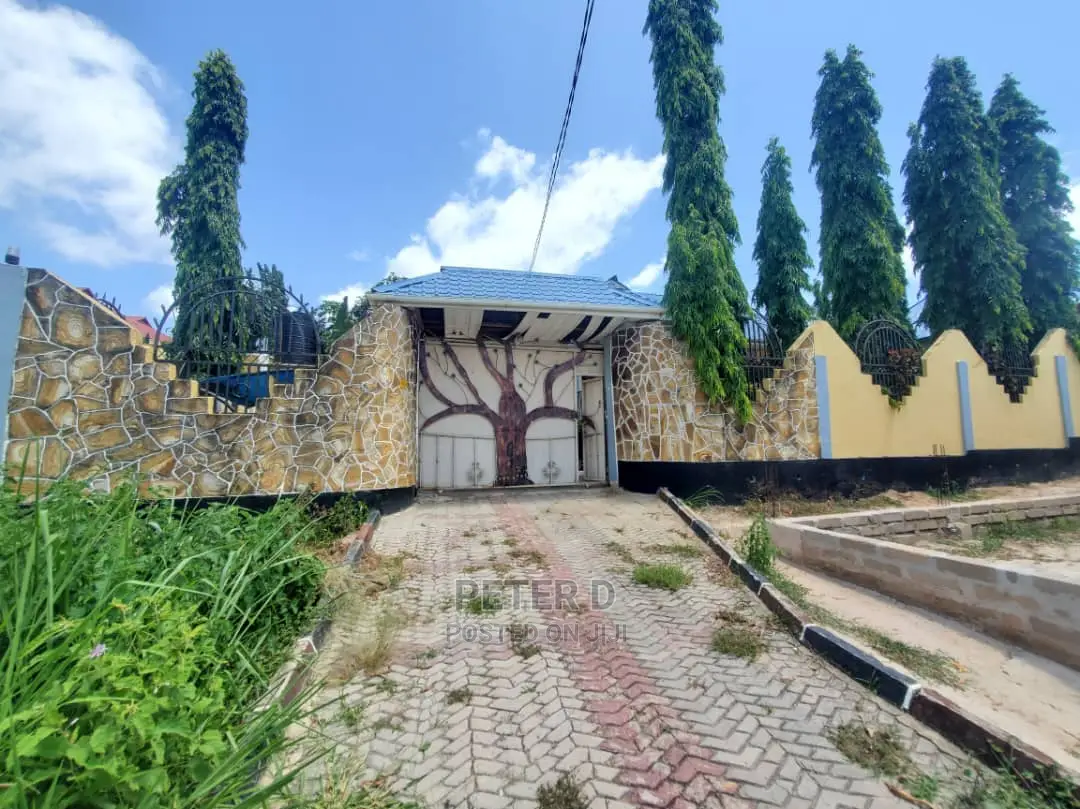 3bdrm House in Mbezi for Sale