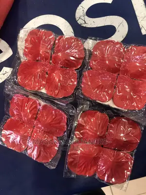 Artificial Valentine’S Red Rose Petals Date Birthday Event