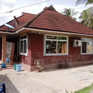 4bdrm House in Chanika, Ilala for Sale