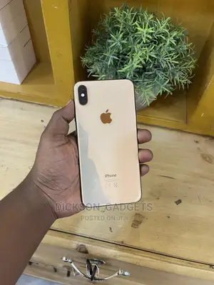 Apple iPhone XS Max 64 GB Gold