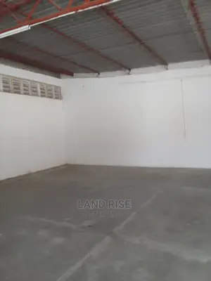 Warehouse 150 Sqm Mandela Rd