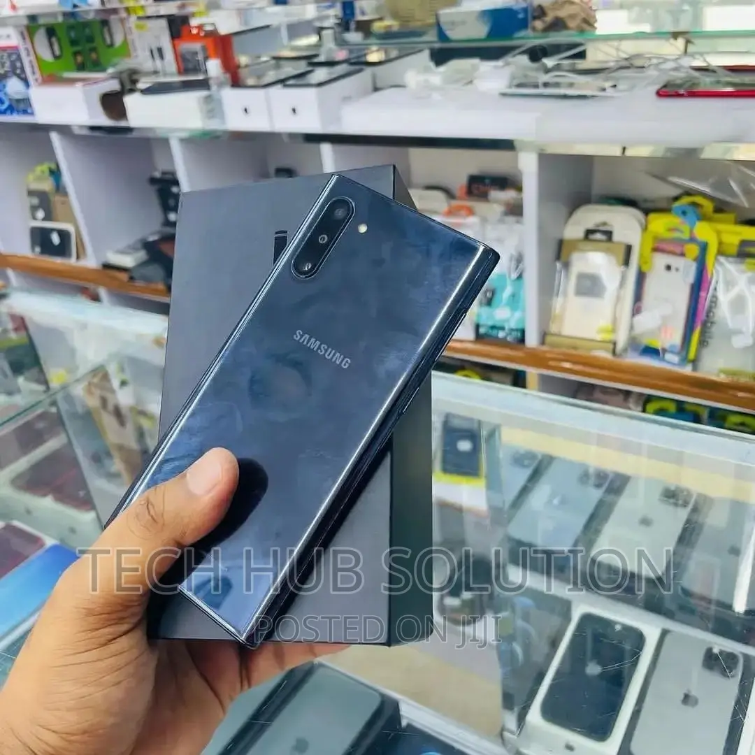 New Samsung Galaxy Note 10 256 GB Black