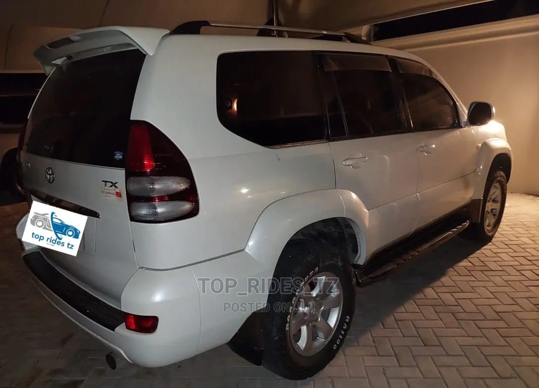 Toyota Land Cruiser Prado 2.7 5dr 2002 White