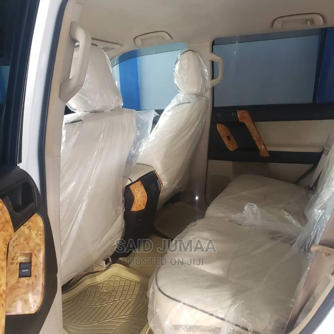 Toyota Land Cruiser Prado 3.0 D-4D (190 Hp) 7 seats 2014 White