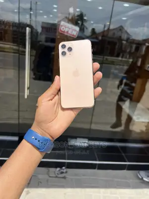 Apple iPhone 11 Pro Max 64 GB Gold