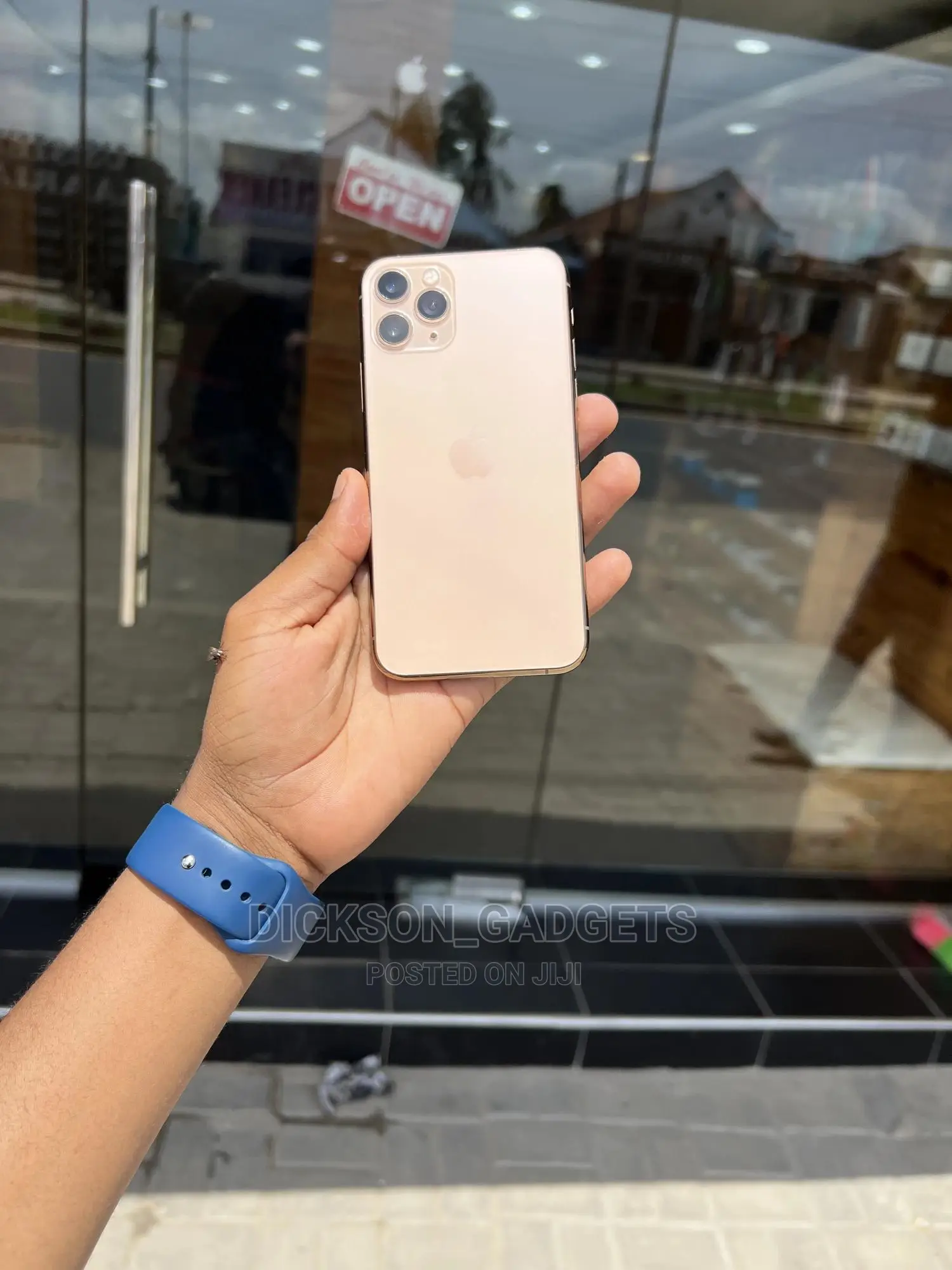Apple iPhone 11 Pro Max 64 GB Gold