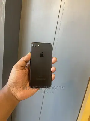 Apple iPhone 7 32 GB Black