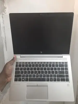 Laptop HP EliteBook 840 G5 8GB Intel Core I5 SSD 256GB