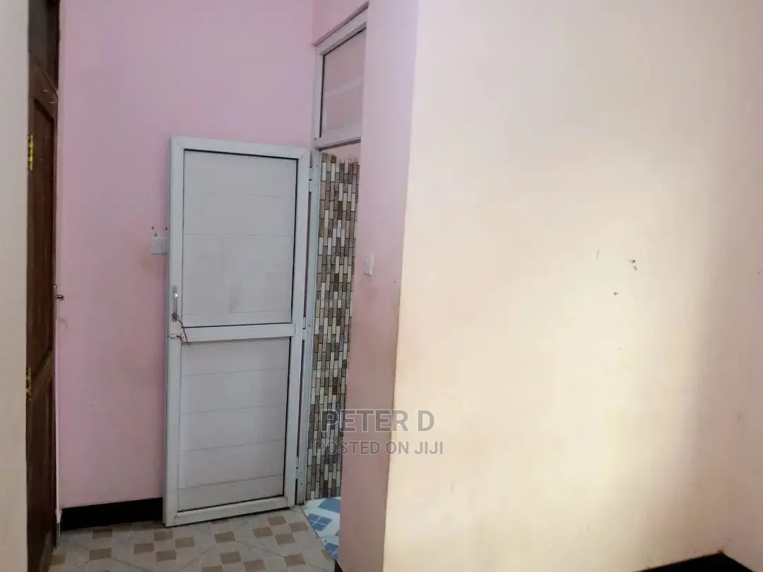 1bdrm Apartment in Kimara for rent