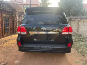 Toyota Land Cruiser 4.0 V6 DSL 2012 Black