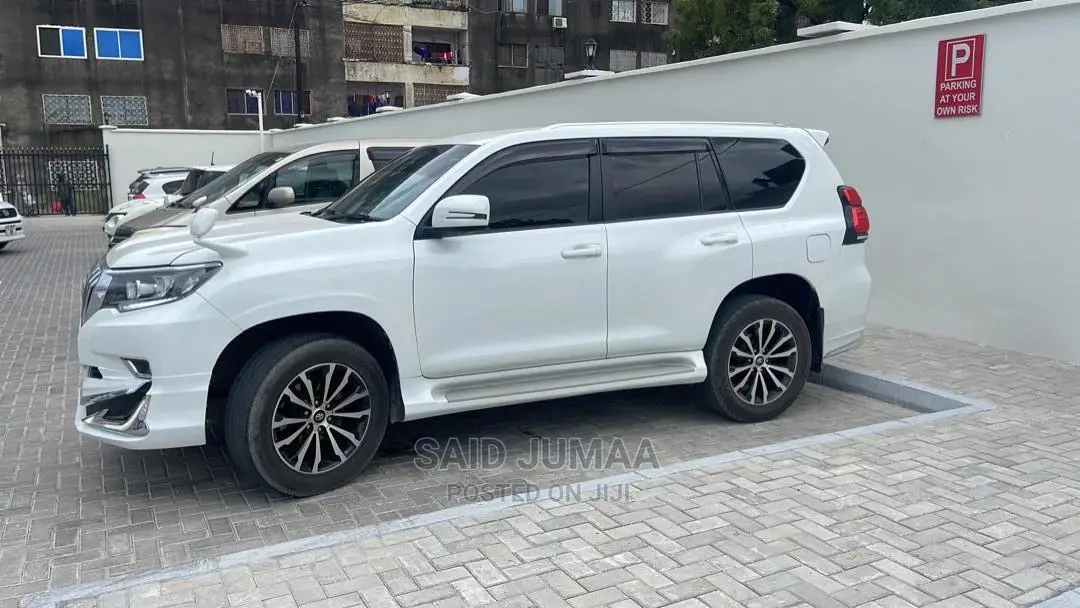 Toyota Land Cruiser Prado 2.7 i 2013 White