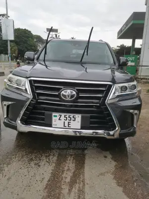 Toyota Land Cruiser 4.5 V8 VXR 2018 Black