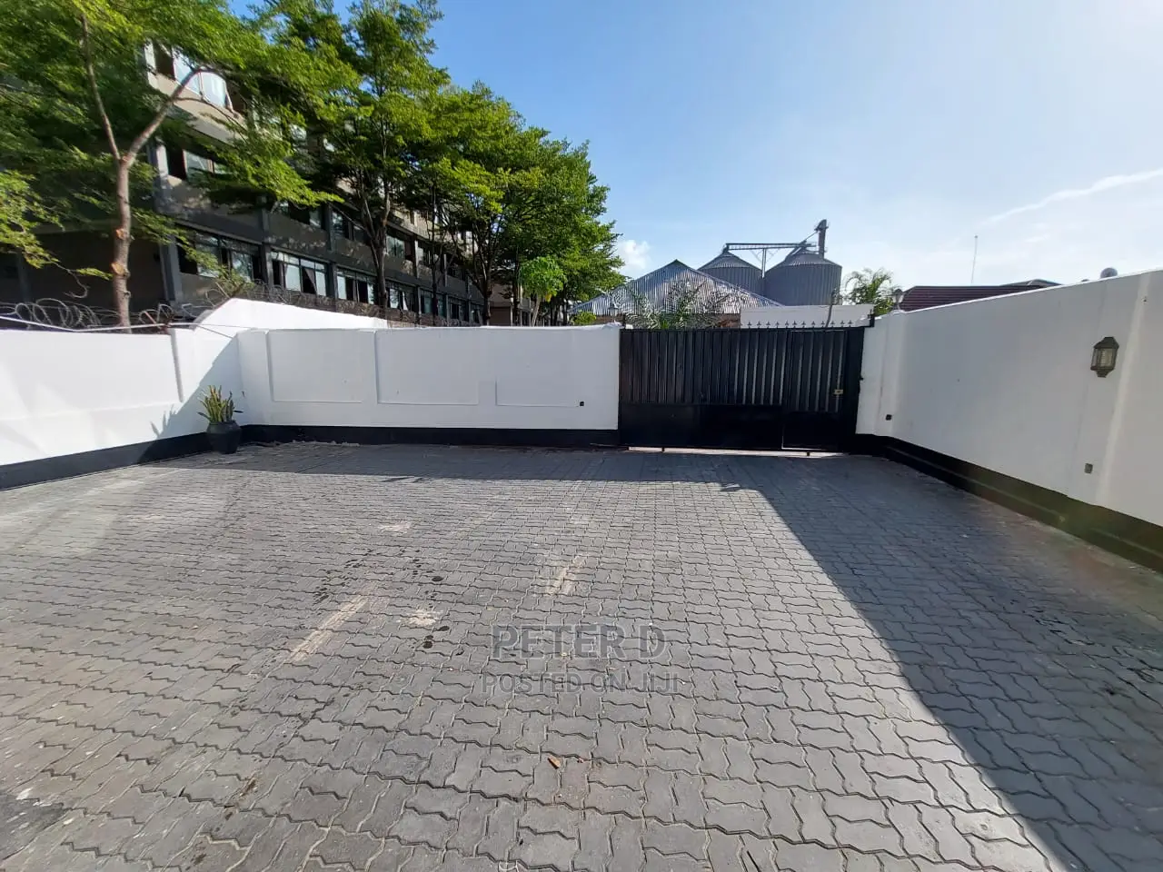2bdrm Apartment in Mikocheni for Rent