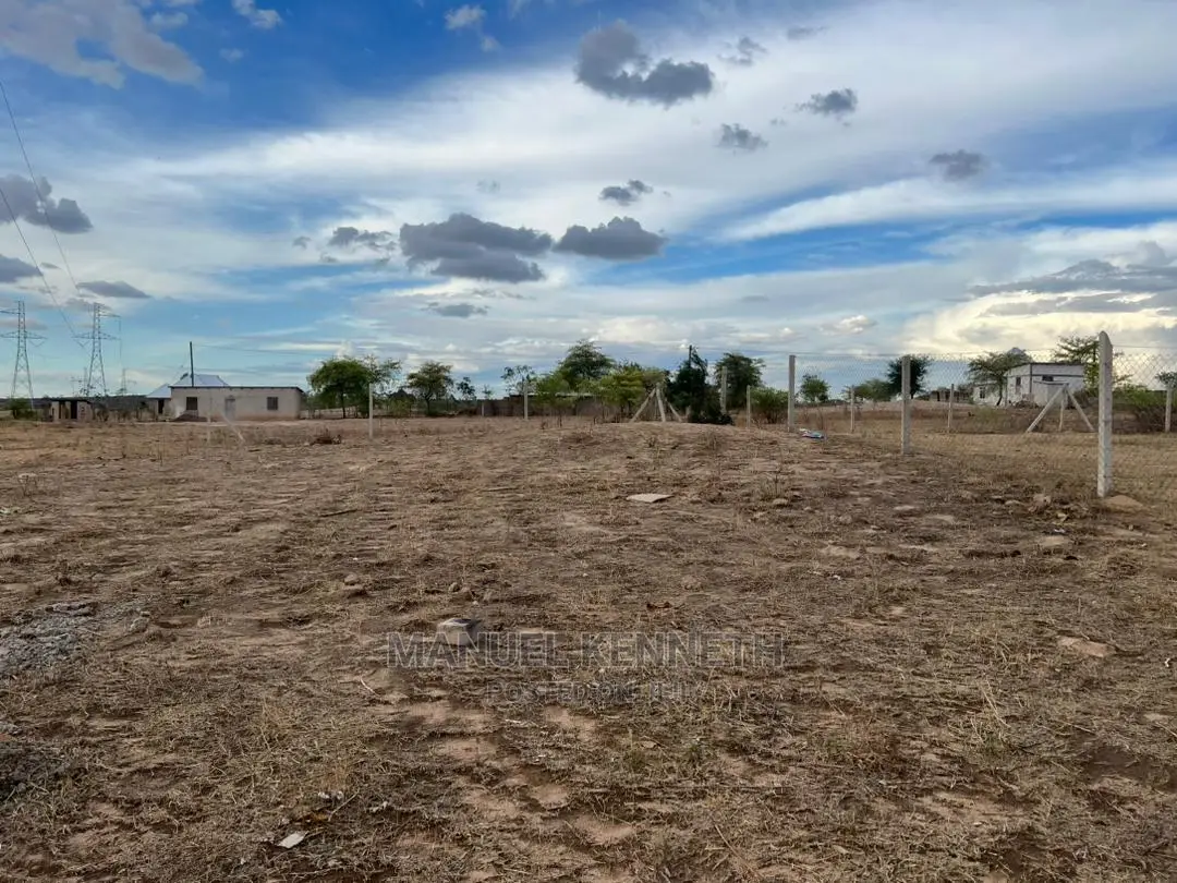 Kiwanja Kinauzwa Mkonze, SGR Dodoma. 597 Square Metres