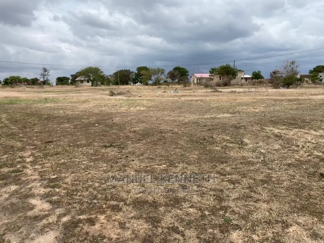 Kiwanja Kinauzwa Mkonze, SGR Dodoma. 597 Square Metres