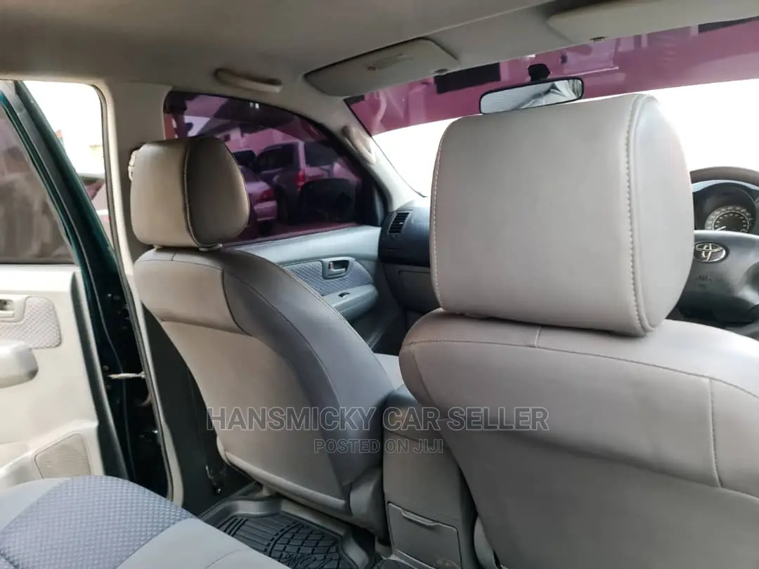 Toyota Hilux 2013 Green