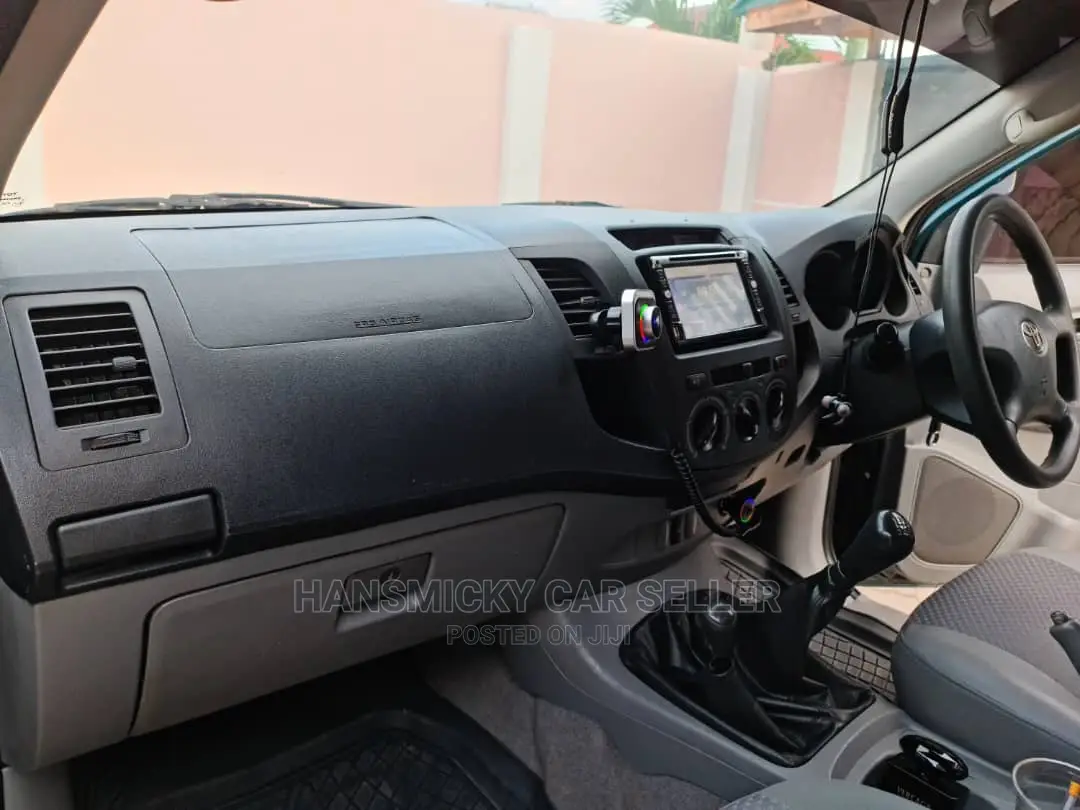 Toyota Hilux 2013 Green