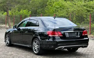 Mercedes-Benz E250 SV Premium 2014 Black