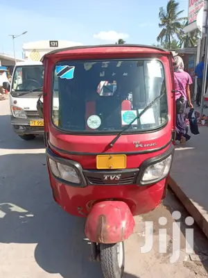 TVS Apache 180 RTR 2019 Red