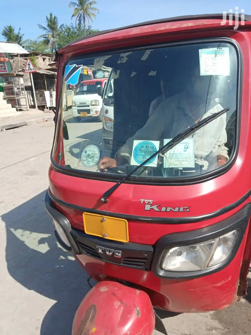 TVS Apache 180 RTR 2019 Red